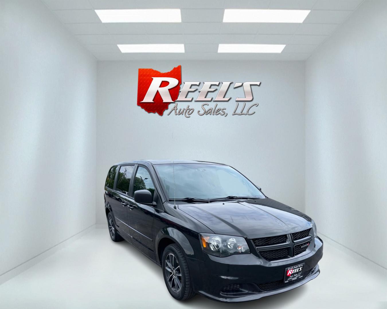 2015 Black /Black Dodge Grand Caravan SE Black Top (2C4RDGBG1FR) with an 3.6L V6 DOHC 24V FFV engine, 6-Speed Automatic transmission, located at 11115 Chardon Rd. , Chardon, OH, 44024, (440) 214-9705, 41.580246, -81.241943 - Photo#2